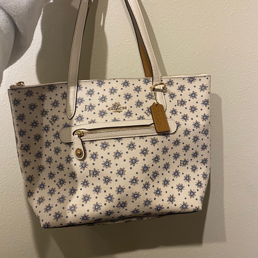 Coach tote purse